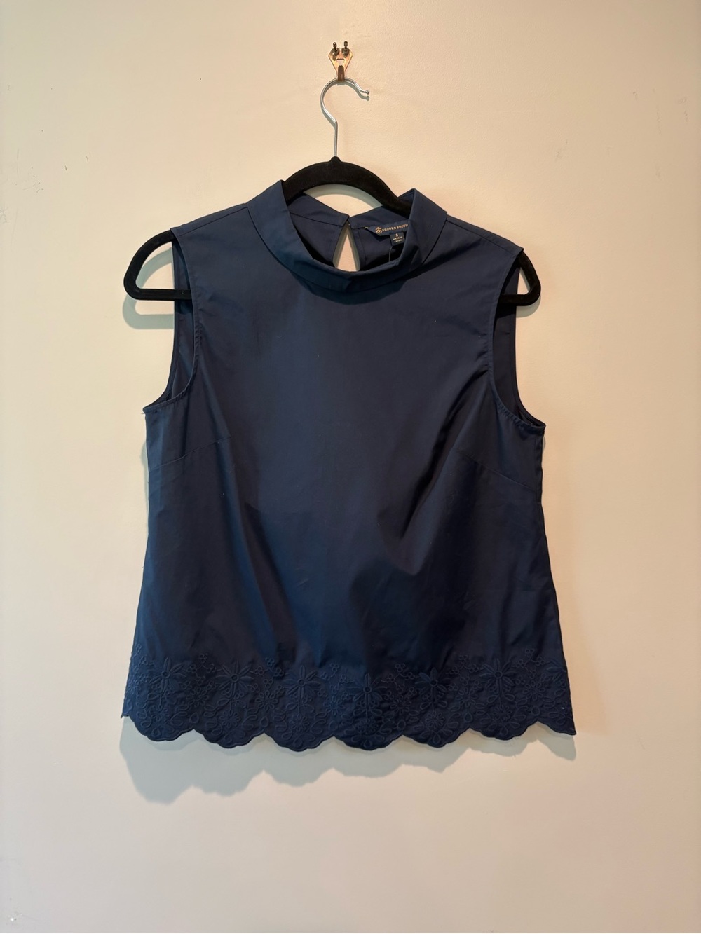 Brooks Brothers Sleeveless Mock Neck Blouse